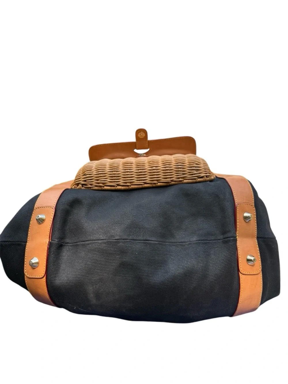 Clever Carriage Company XL Drawstring Tote with Front Basket Detail.